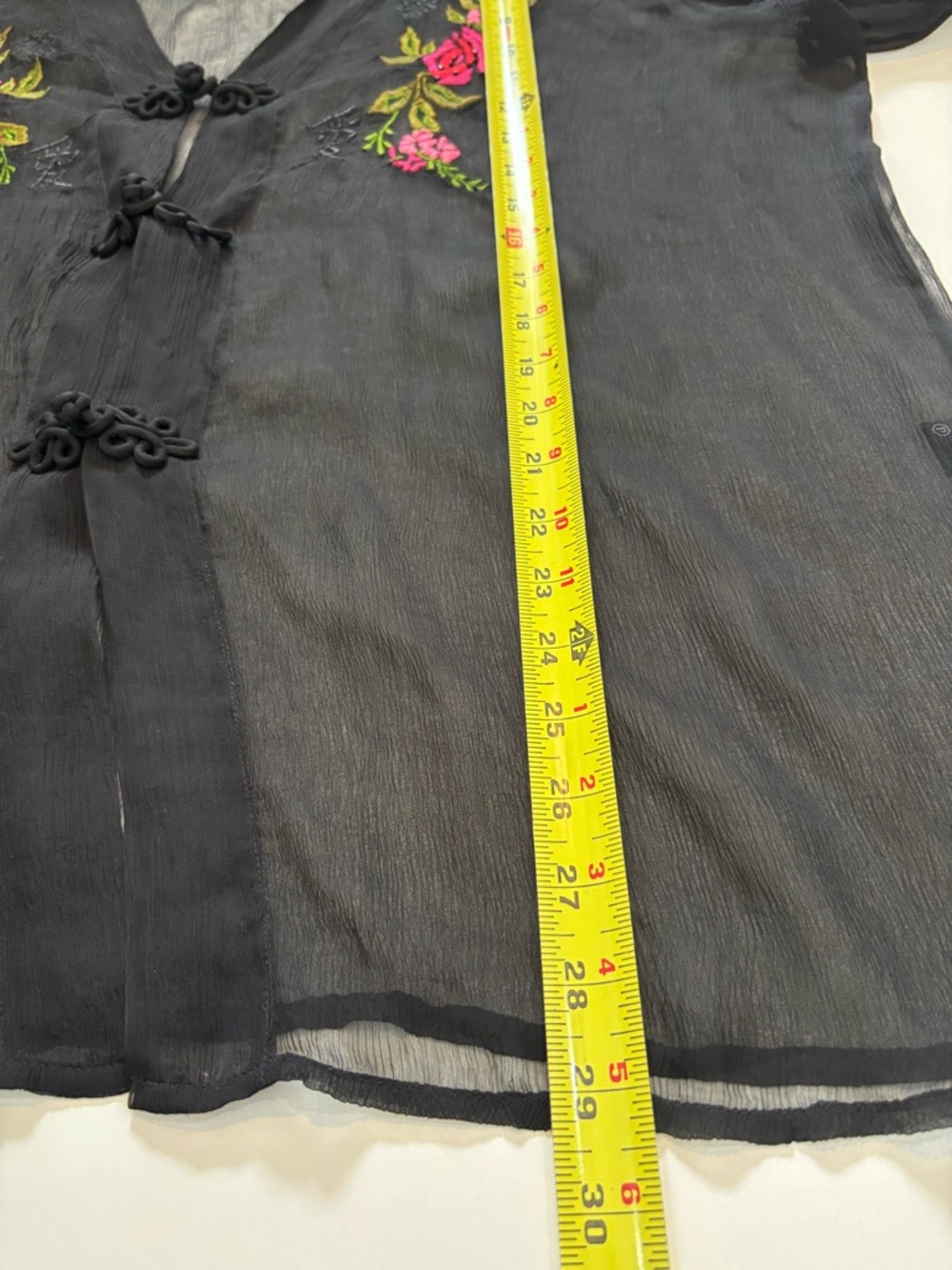 Carole Little Women’s Silk Sheer Embroidered Blouse Size 16 Black Floral Boho - Picture 8 of 10